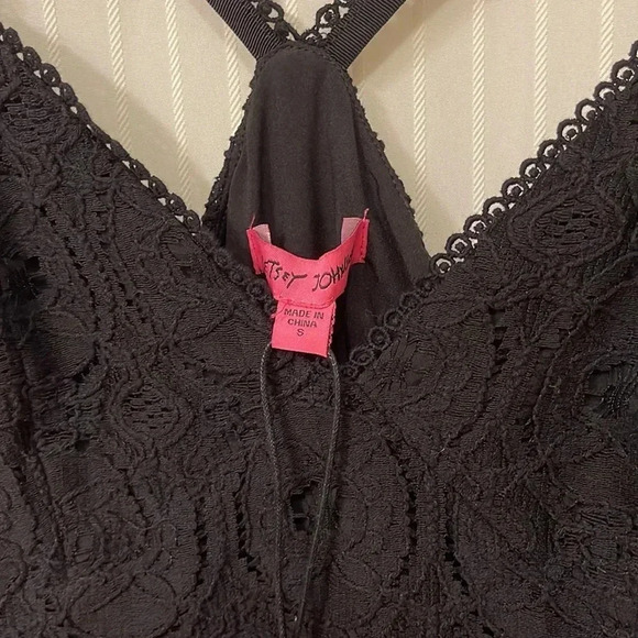 NWT!! Betsy Johnson - LACE SHORT FIT & FLARE DRESS - Black - Crochet Trim - S - Picture 3 of 7